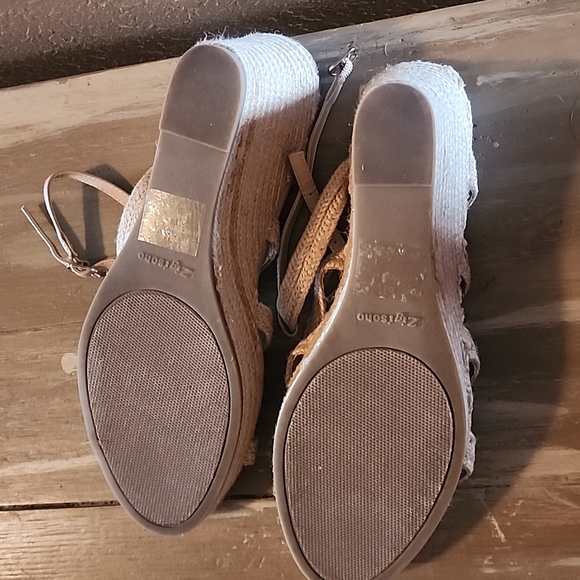 Zigisoho shoes - Picture 5 of 5